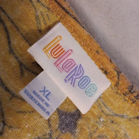 LuLaRoe "Irma" High Low Tunic - Picture 6 of 7